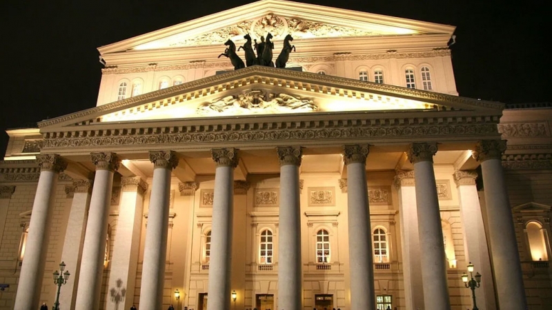 Большой театр эвакуировали из-за задымления