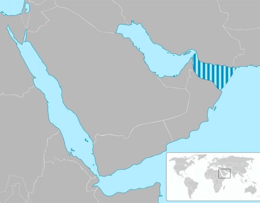 Израильское судно пострадало от взрыва в Оманском заливе