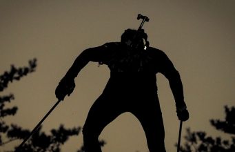 Сборная России провалила старт чемпионата мира по биатлону