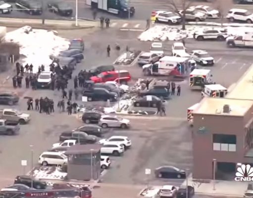 10 человек погибли при стрельбе в штате Колорадо, в том числе полицейский (ВИДЕО)