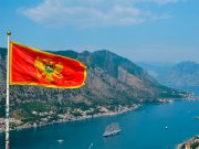 Черногория разрешила въезд россиянам с сертификатом о вакцинации