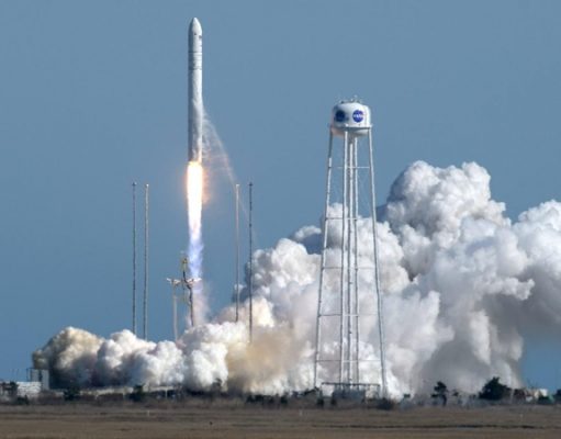 Эксперт о перспективах космической отрасли в Украине: Политические ставленники плохи тем, что ищут быстрых побед. А космос — игра долгая