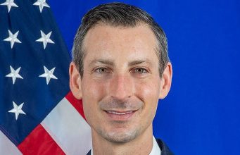 Госдепартамент США обвинил российскую разведку в дезинформации о западных вакцинах через четыре подконтрольных СМИ