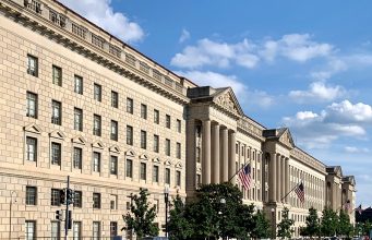 Минторг США расширит санкции против России, введенные из-за отравления Алексея Навального