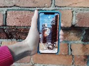 Музей ИЗО сделал из картины с гостиницей «Исеть» заставку на смартфон (ФОТО)