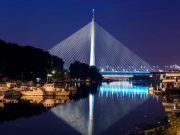 На выходные в Сербии закроют все рестораны и бары