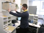 Налоги на посылки обещают уменьшить: станет ли украинцам проще