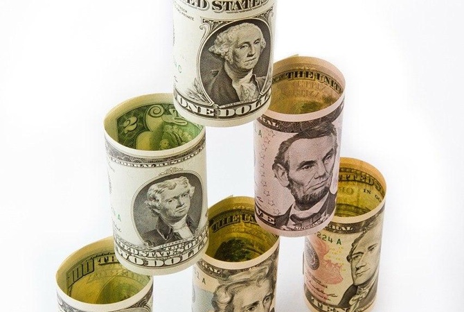 Не халявщики, а партнеры : кто организовывает и кого легко заманить в финансовые пирамиды