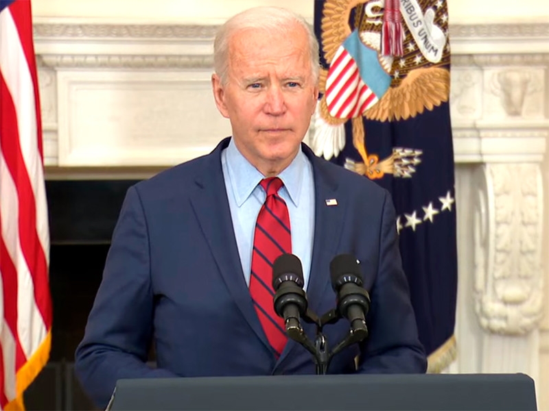 После массовой стрельбы штате Колорадо Байден призвал Конгресс запретить штурмовое оружие и обоймы большой емкости