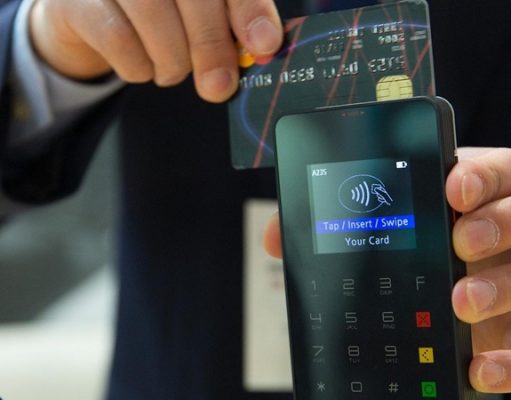 Прощай, наличка? Как скоро мы откажемся от живых денег и кому это выгодно