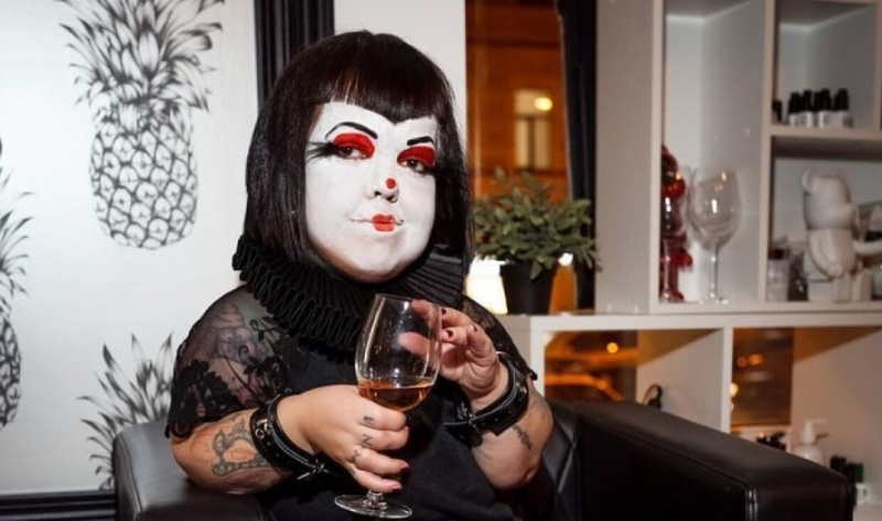 Родные Анны Кастельянос скрывают детали погребения артистки