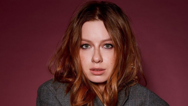 Савичева призналась, что в детстве побаивалась отца