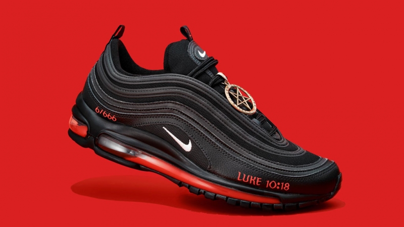 Спортивный бренд судится с производителем &laquo;сатанинских&raquo; кроссовок