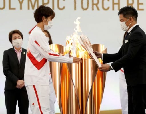 За два дня эстафеты олимпийского огня факел погас дважды