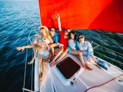 Отдых в Киеве: аренда яхты, катера или теплохода