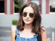 Как солнце влияет на глаза в летнее время?