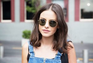 Как солнце влияет на глаза в летнее время?