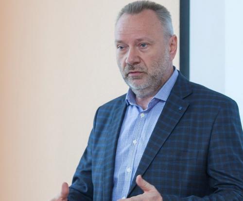 Александр Осауленко: туроператоры не обязаны срочно возвращать деньги за отменённые туры