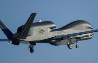 Американский стратегический беспилотник-разведчик врезался в «красную черту» Путина