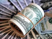 Чего ждать от доллара на праздники и после