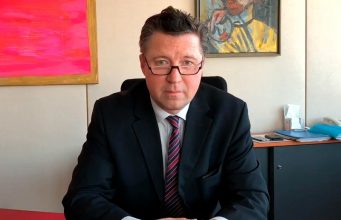 Германия поможет наладить работу посольства Чехии в Москве, хотя «это непросто»