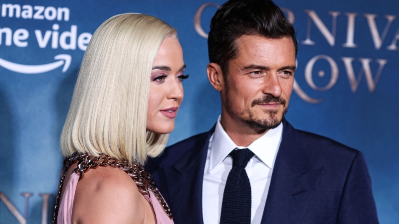 Кэти Перри отказалась от бритья ног после рождения дочки Орландо Блуму