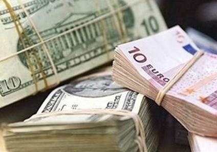 Курс валют 19 апреля: после выходных доллар и евро вырастут