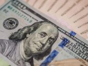 Курс валют на сегодня: доллар и евро продолжают падение