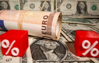 Курс валют на сегодня: евро выше психологической отметки, а доллар к ней приблизился