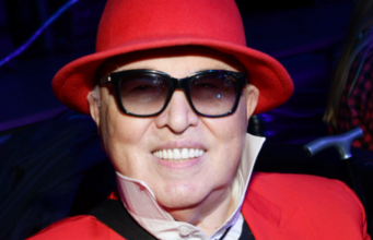 Лев Лещенко рассказал о состоянии модельера Зайцева на скандальном дне рождения