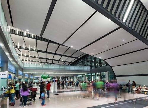 Маврикий опять закрылся