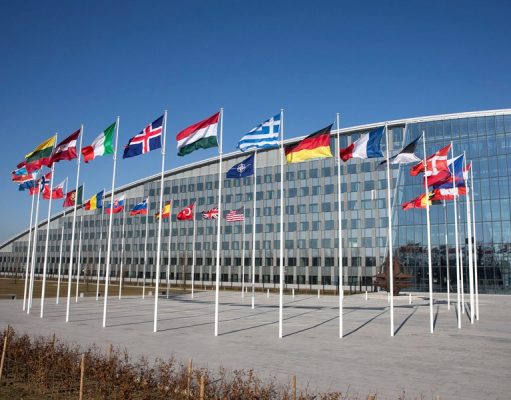 НАТО вслед за США объявил о решении вывести войска из Афганистана