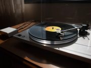 Проигрыватель для винила – лучше бренды