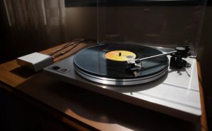 Проигрыватель для винила – лучше бренды