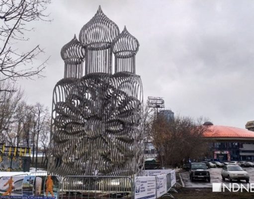 У метро «Динамо» поставили «Софийский собор» из проволоки (ФОТО)