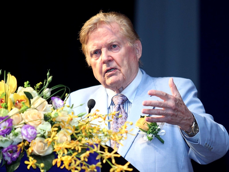 В Италии на 89-м году жизни скончался "отец евро" Роберт Манделл