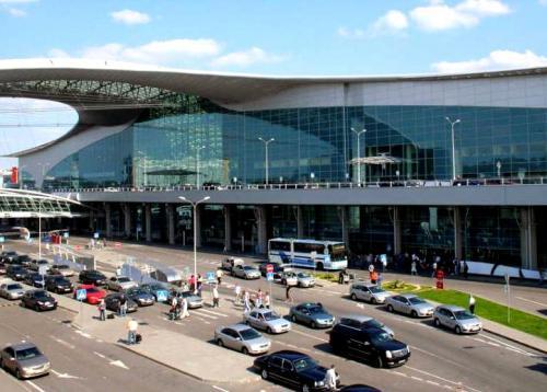 В Шереметьево изменятся правила заезда на привокзальную площадь