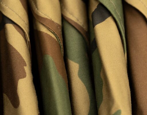 Камуфляж, способный подстраиваться под окружающую среду — это технологии, которые применяются в военных целях, а также в охоте и в работе специальных служб