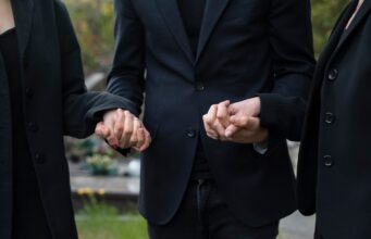 Ритуальные услуги: помощь и поддержка в горе