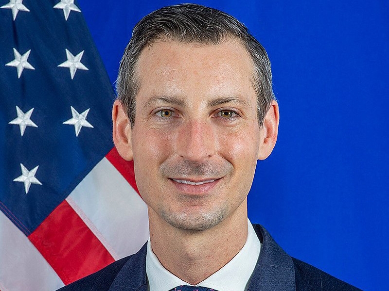 Госдепартамент США обвинил российскую разведку в дезинформации о западных вакцинах через четыре подконтрольных СМИ