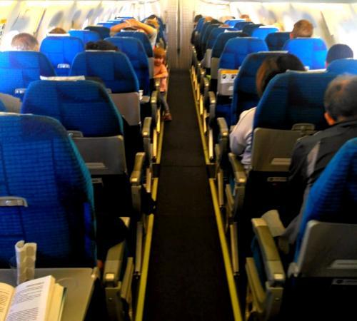 Какие зарубежные авианаправления привлекли путешественников в марте