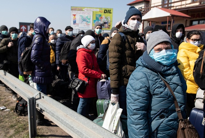 Карантин - не помеха: как заробитчане продолжают работать и зарабатывать