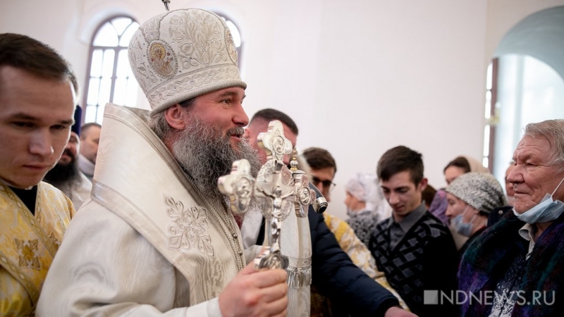 На Урале на освящение восстановленного храма со 150-летней историей пришло все село (ФОТО)