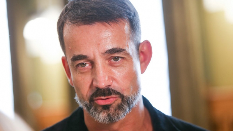 Певцов рассказал, почему россиян необходимо оградить от передач Малахова и «Дома-2»